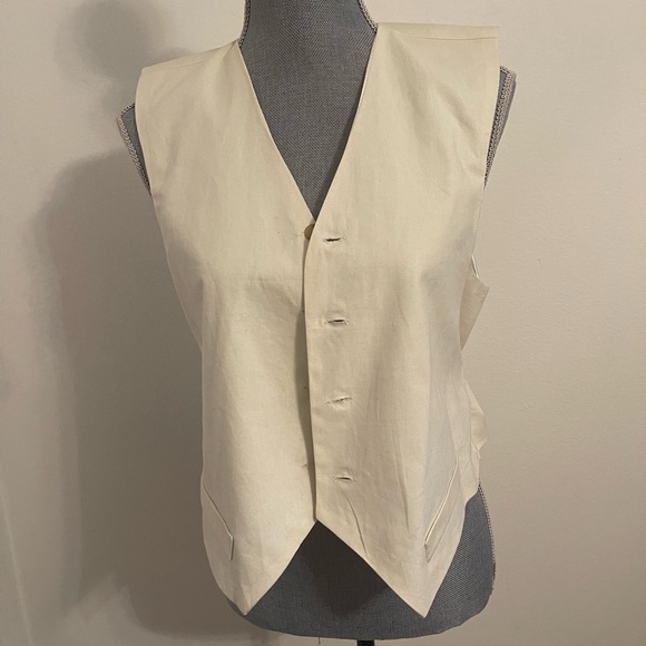 Cream Button-Up Vest - Picture 5 of 16